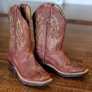 Kids Boulet cowgirl boots size 1 brown